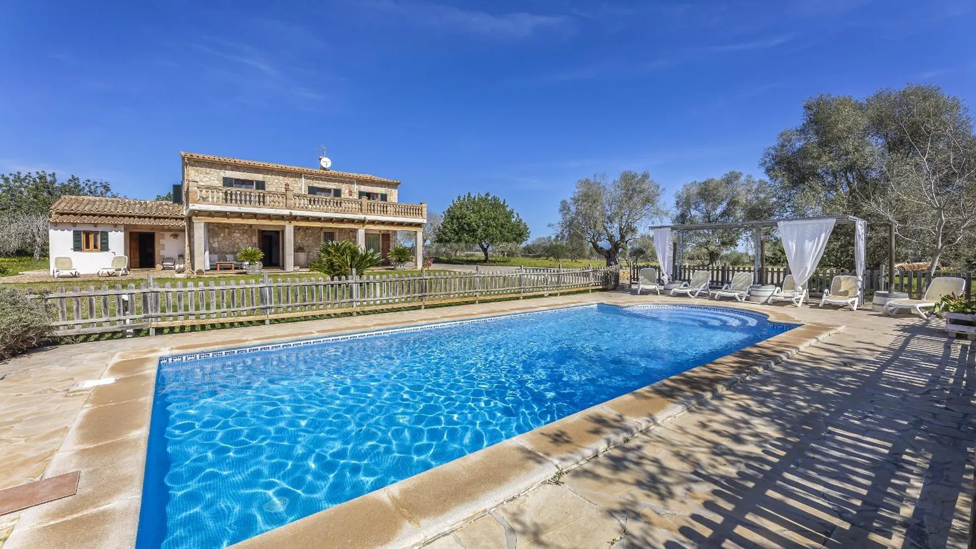 Finca Sa Torreta contacts